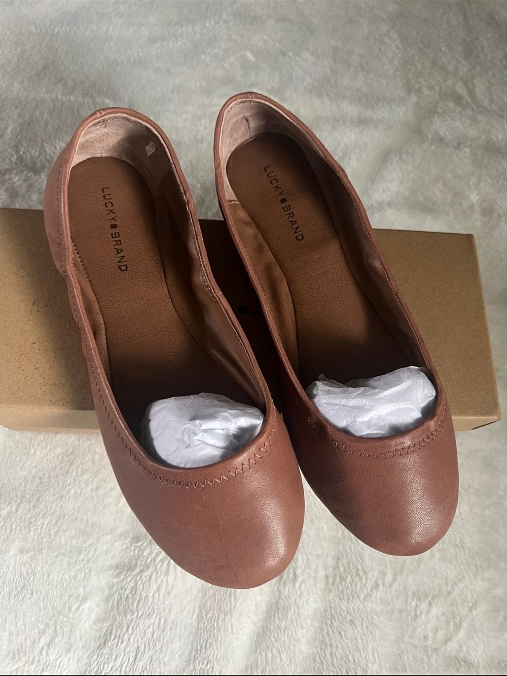 Lucky Brand Women's Emmie Ballet Flat Size 8.5 Wide